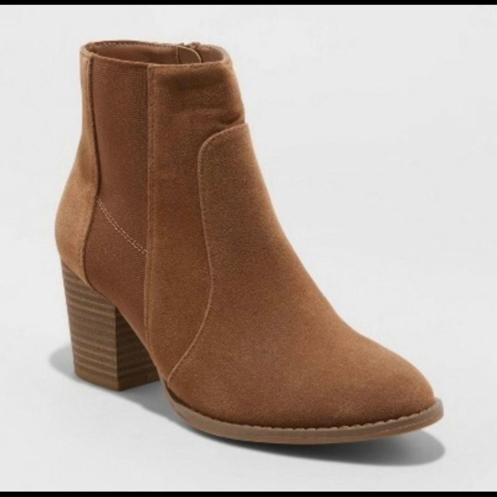 Universal Thread Caitlin Boots Size 9